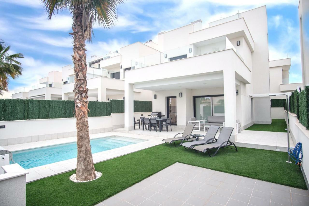 Villa Deluxe La Marina Beach Alicante Exterior photo